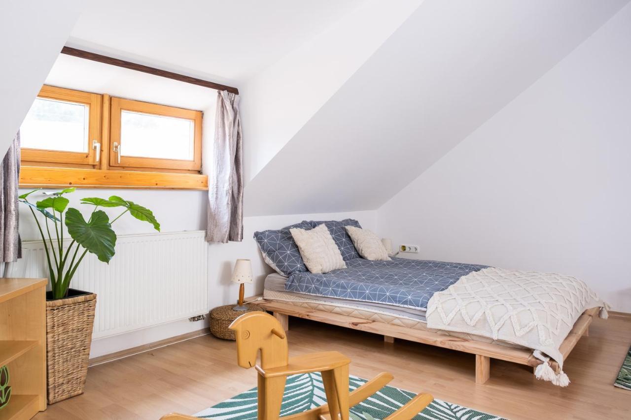 Sziklai Apartman Веспрем Экстерьер фото